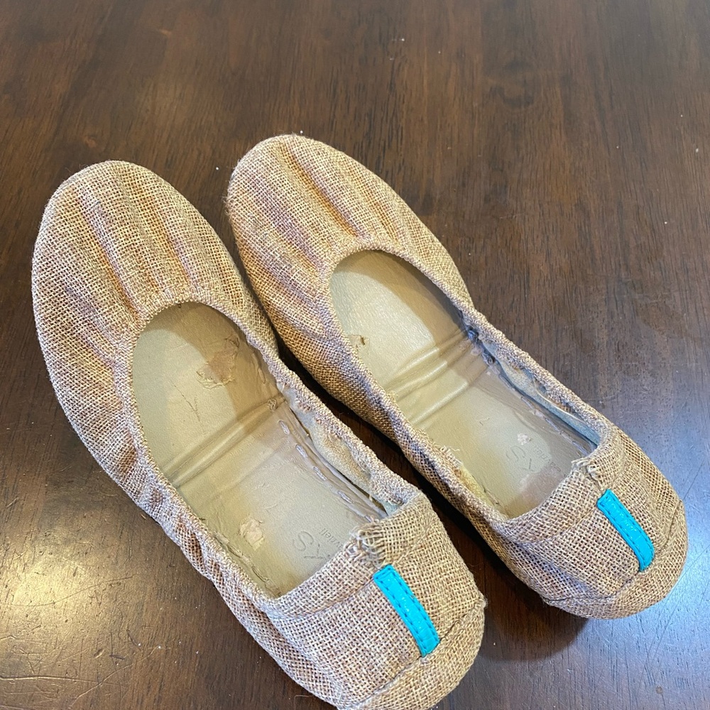 Tieks size 7 burlap flats.